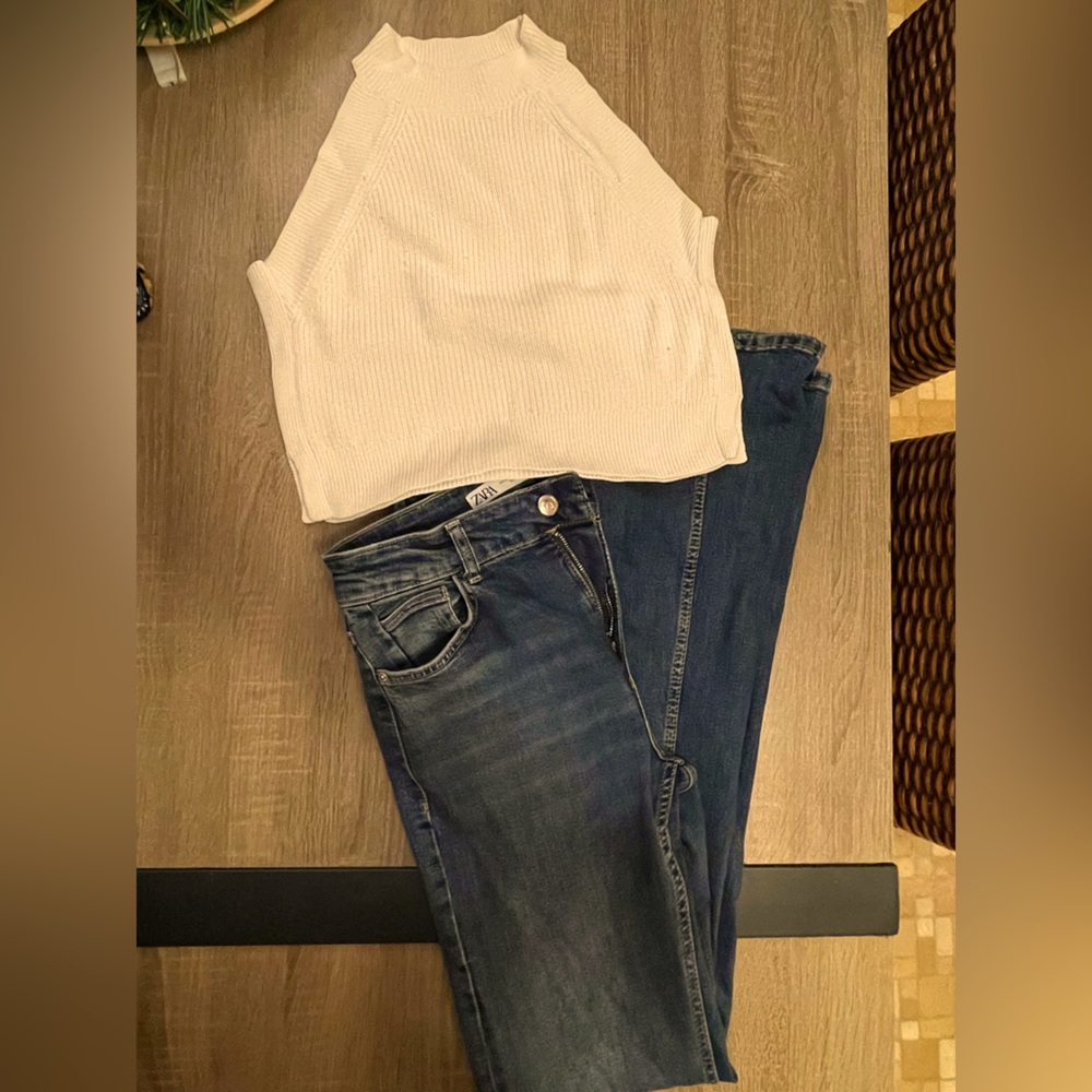 Zara bootcut jean & Wilfred Crop top